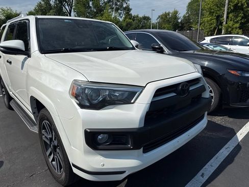 Used 2020 Toyota 4Runner Limited AWD/4WD image 8