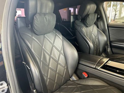 Used 2021 Mercedes-Benz Maybach S 580 4MATIC image 23