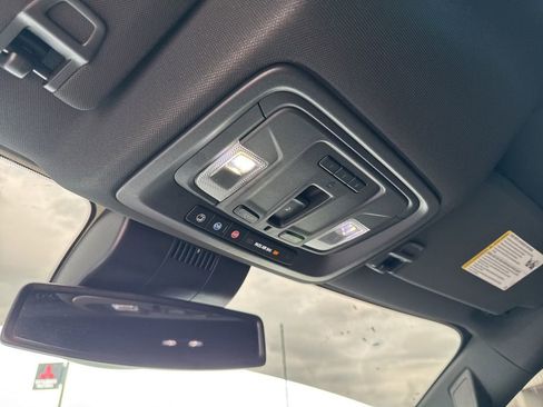 Used 2024 GMC Sierra 2500 AT4 w/ AT4 Preferred Package image 29