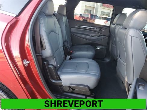 Certified 2024 Buick Enclave Premium image 27