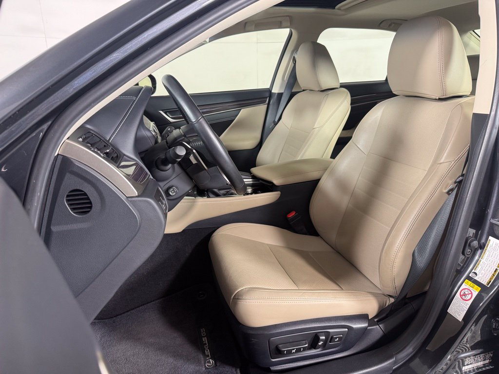 Used 2018 Lexus GS 350 RWD image 14