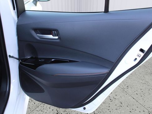 Used 2026 Toyota Corolla SE FWD image 40