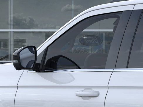 New 2026 Ford Expedition Active image 20