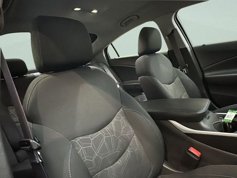 Used 2016 Chevrolet Volt LT image 15