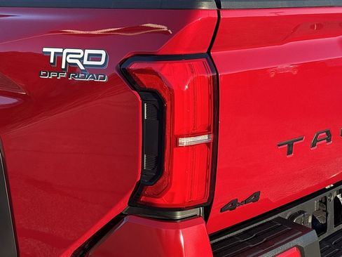 Used 2024 Toyota Tacoma TRD Off-Road image 28
