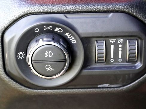 Used 2022 Jeep Gladiator Rubicon w/ Safety Group image 25