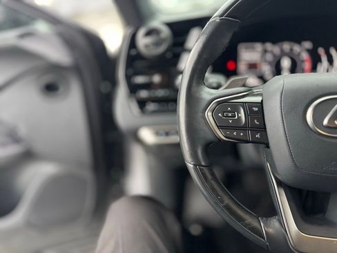 Used 2024 Lexus RX 350 Premium image 7