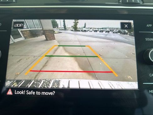 Used 2024 Volkswagen Tiguan Wolfsburg Edition image 15