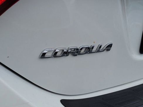 Used 2019 Toyota Corolla LE FWD image 5