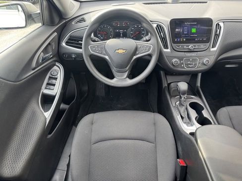 Used 2023 Chevrolet Malibu LS image 11