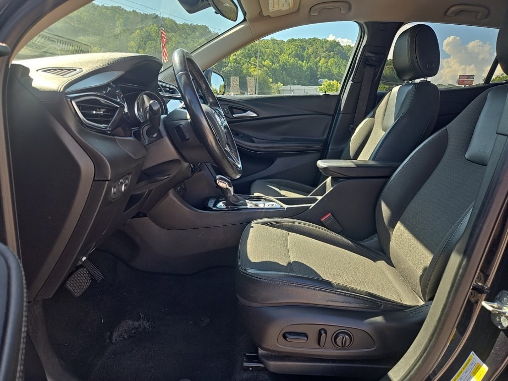 Used 2020 Buick Encore GX Select AWD/4WD image 15