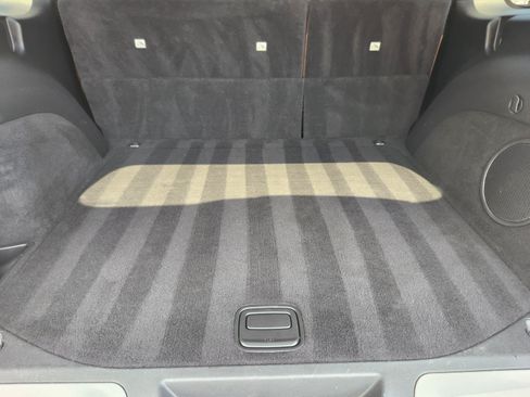 Used 2020 Jeep Grand Cherokee Overland RWD image 25