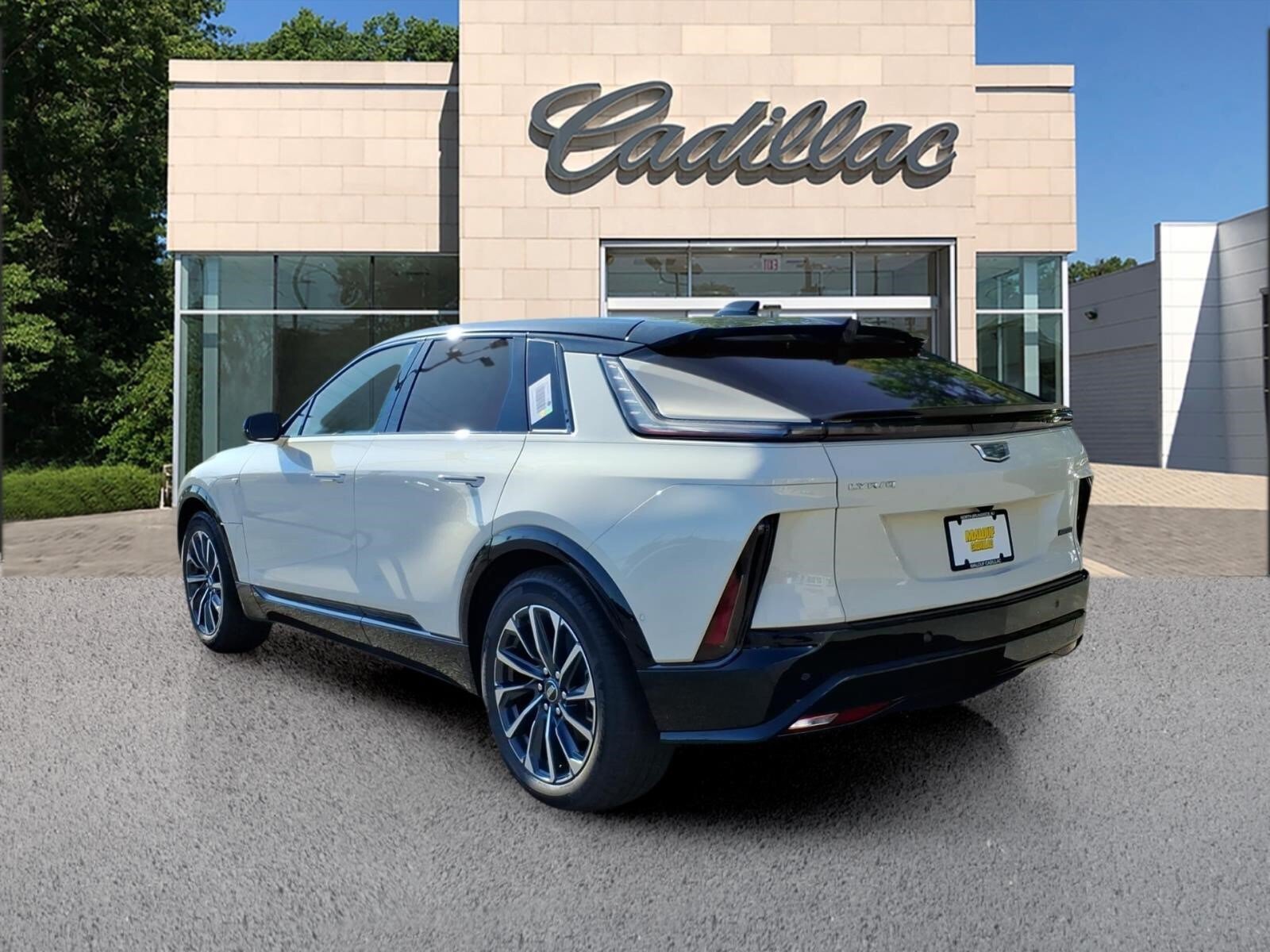New 2027 Cadillac Lyriq Sport RWD image 3
