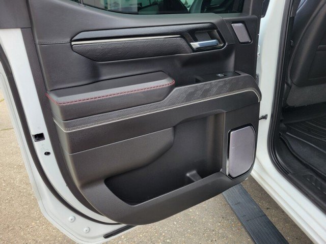 Used 2023 GMC Sierra 1500 AT4X AWD/4WD image 30