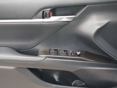 Used 2021 Toyota Camry XSE w/ Navigation Package image 29