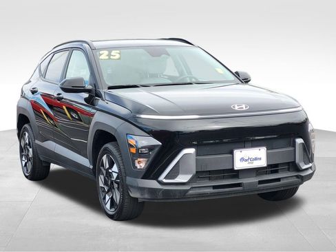 Used 2025 Hyundai Kona SEL AWD/4WD image 3