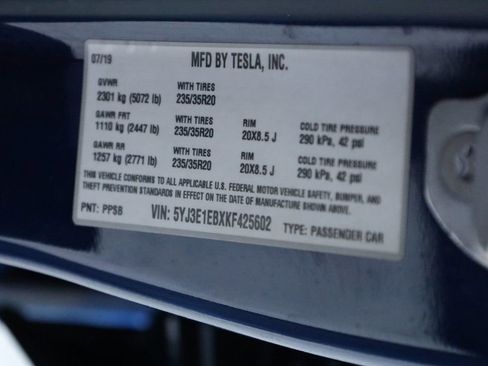 Used 2019 Tesla Model 3 Performance image 12