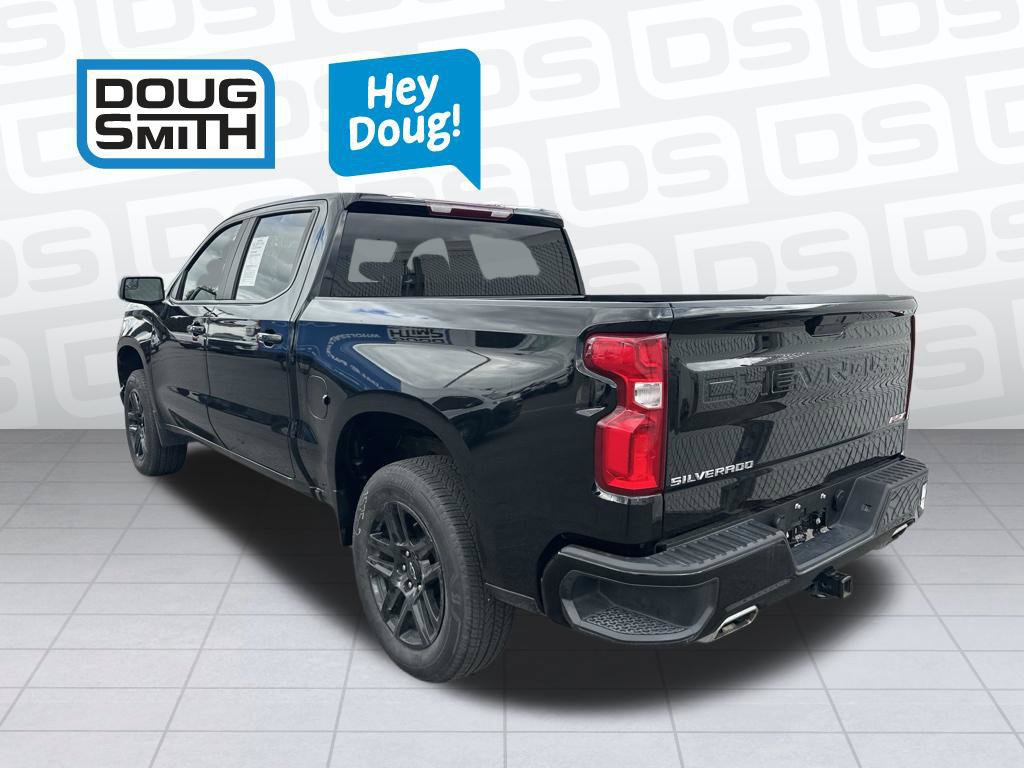 Used 2021 Chevrolet Silverado 1500 RST w/ Z71 Off-Road Package AWD/4WD image 4