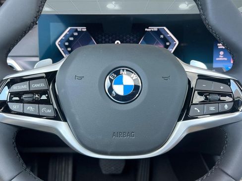Used 2025 BMW 330i Sedan w/ Convenience Package RWD image 16
