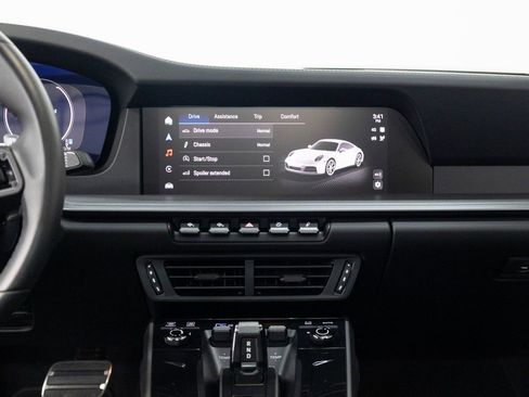 Certified 2025 Porsche 911 Carrera image 16