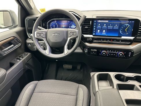 Certified 2026 Chevrolet Silverado 1500 RST w/ RST Select Package image 4