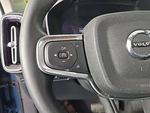 Certified 2023 Volvo XC40 B5 Plus w/ Driver Assist Package image 24