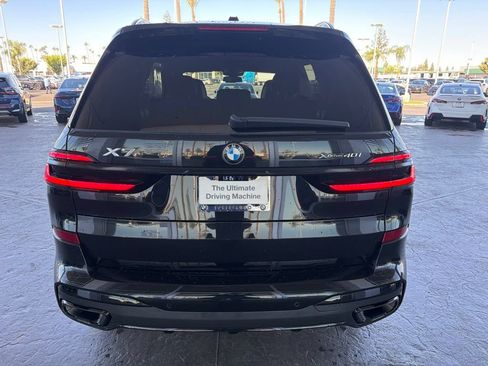 Used 2024 BMW X7 xDrive40i w/ M Sport Package AWD/4WD image 4
