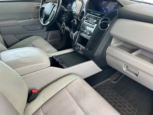Used 2015 Honda Pilot SE image 16