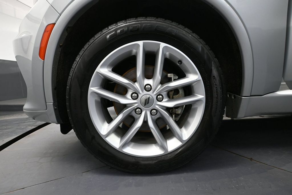 Used 2023 Dodge Durango GT AWD/4WD image 13