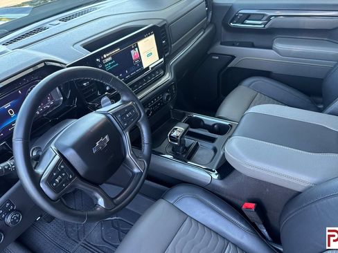 Certified 2025 Chevrolet Silverado 1500 ZR2 AWD/4WD image 10