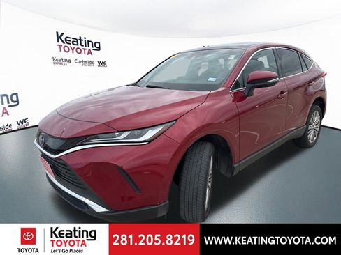 Used 2024 Toyota Venza Limited image 3