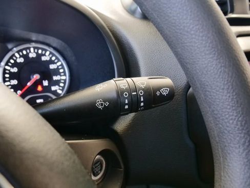 Used 2023 Jeep Renegade Latitude image 26