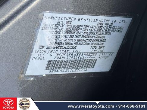 Used 2025 Nissan Kicks SV image 25