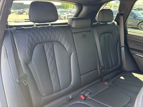 Certified 2025 BMW X5 M60i AWD/4WD image 31