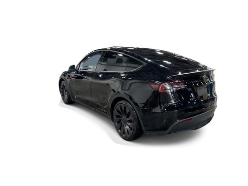 Certified 2023 Tesla Model Y Performance AWD/4WD image 4