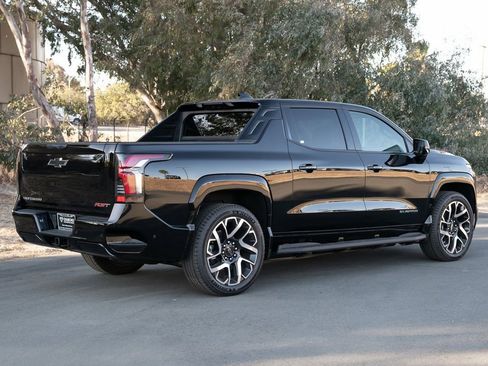 Used 2024 Chevrolet Silverado EV RST image 3