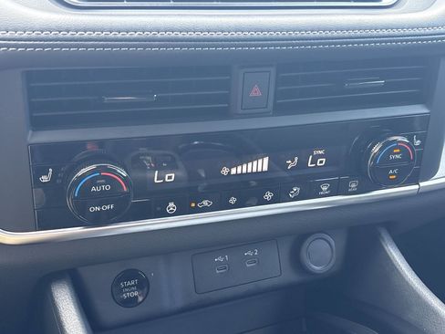 Used 2026 Nissan Rogue Dark Armor FWD image 6