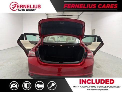 Used 2024 Chevrolet Malibu LT FWD image 20