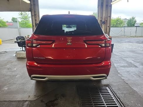 Used 2024 Mitsubishi Outlander FWD image 10
