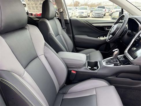 Used 2025 Subaru Outback Onyx Edition XT image 19