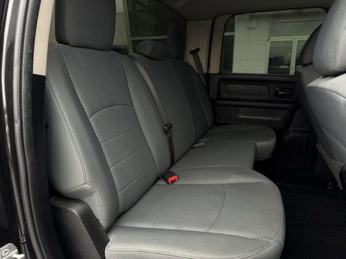 Used 2018 RAM 1500 Express w/ Black Ram 1500 Express Group image 24