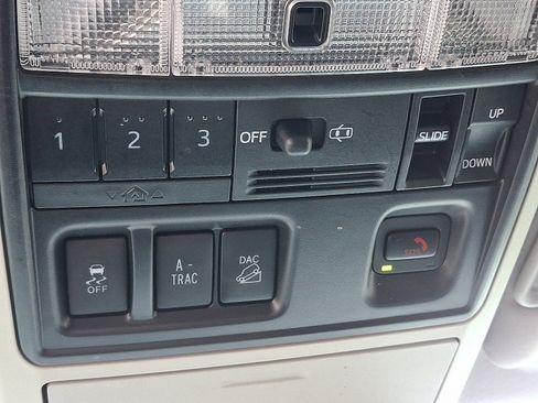 Used 2023 Toyota 4Runner Limited image 27