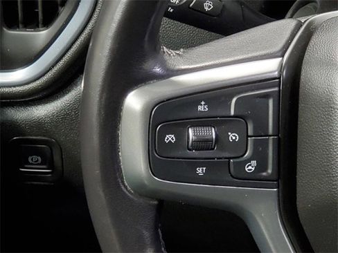 Used 2022 Chevrolet Silverado 2500 LT w/ Convenience Package image 19