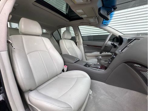 Used 2012 INFINITI G37 Journey w/ Premium Pkg image 22