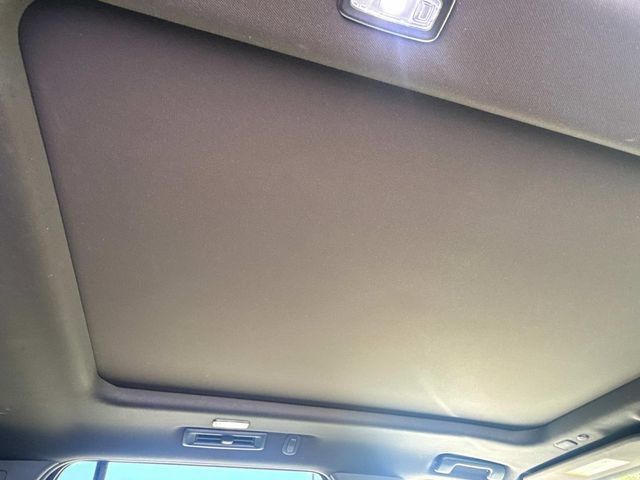 Used 2022 GMC Yukon Denali RWD image 14