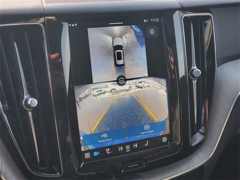 Certified 2025 Volvo XC60 B5 Plus image 24