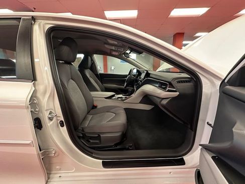 Used 2023 Toyota Camry LE image 15