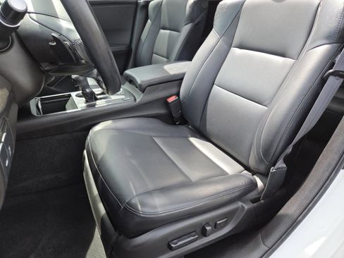 Used 2018 Acura RDX AWD image 25