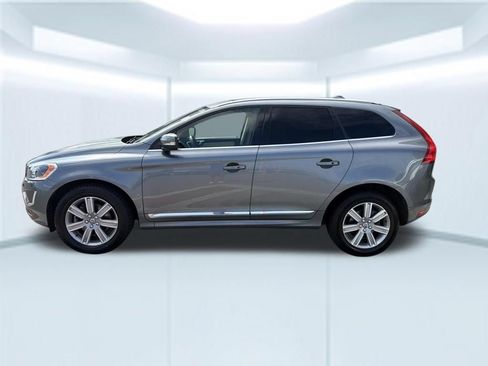 Used 2017 Volvo XC60 T5 Inscription w/ Preferred Option Package AWD/4WD image 3