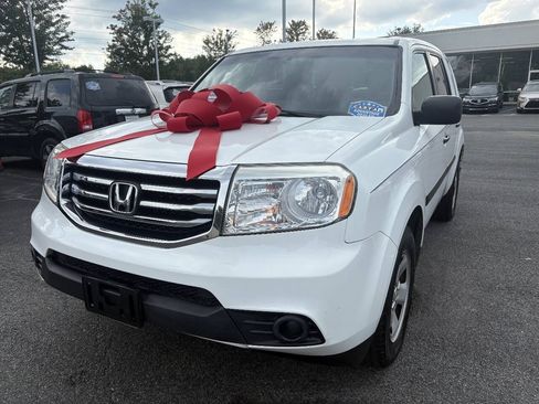 Used 2015 Honda Pilot LX image 1
